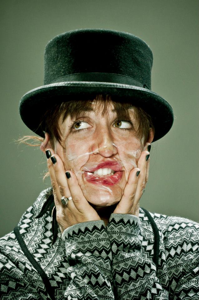 แฟชั่นติดหน้า Scotch Tape Series by Wes Naman