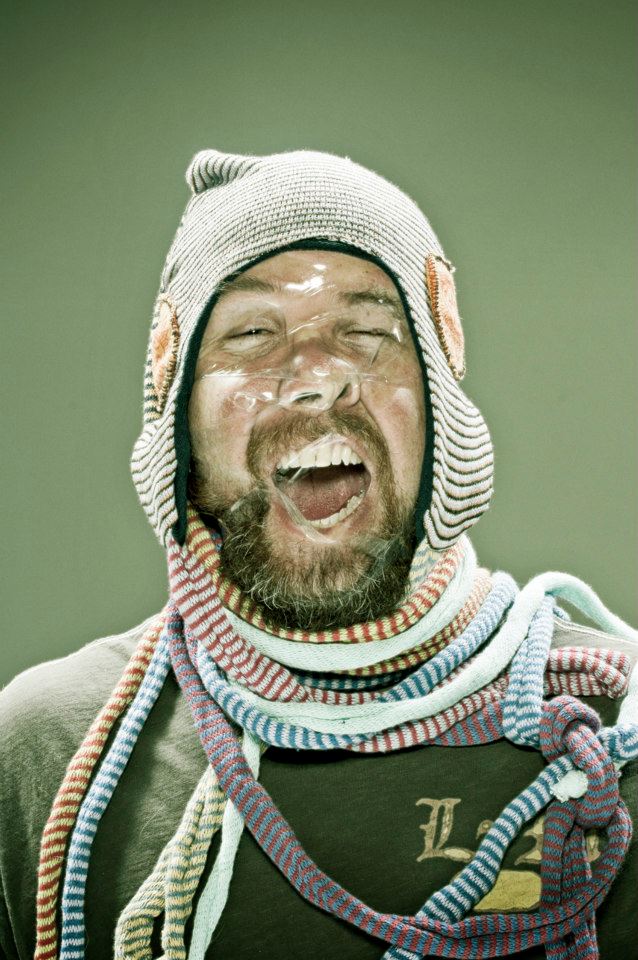 แฟชั่นติดหน้า Scotch Tape Series by Wes Naman