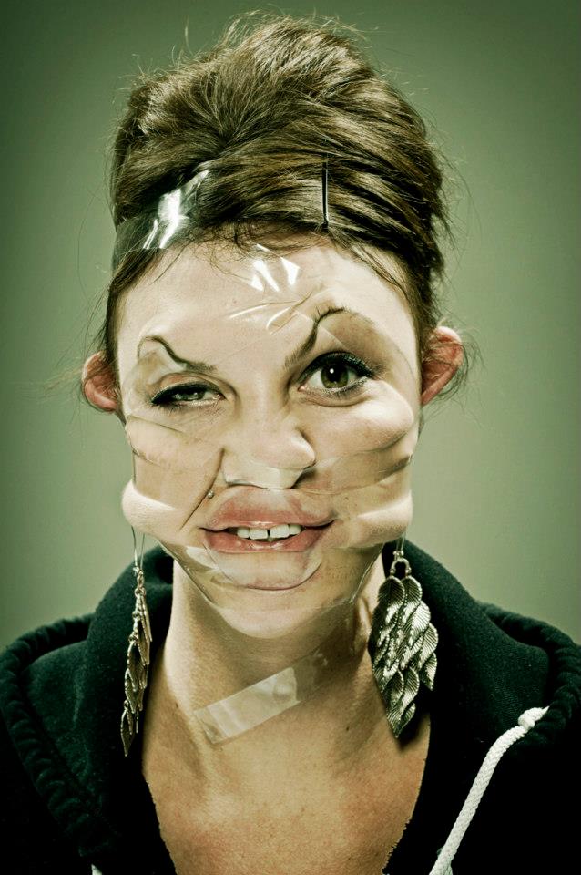 แฟชั่นติดหน้า Scotch Tape Series by Wes Naman
