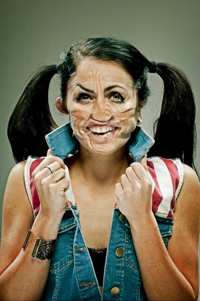 แฟชั่นติดหน้า Scotch Tape Series by Wes Naman