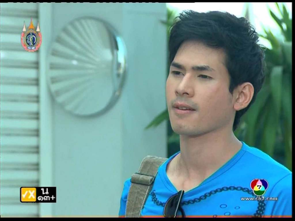 หล่อ