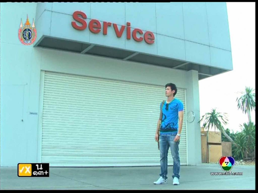 หล่อ