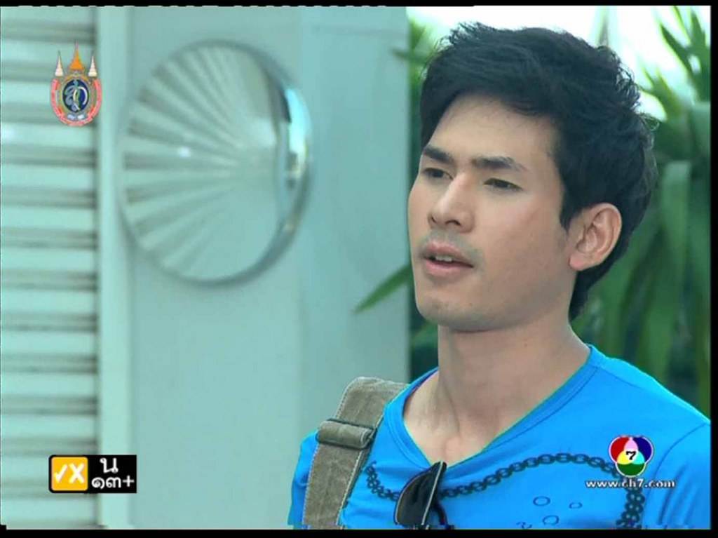 หล่อ