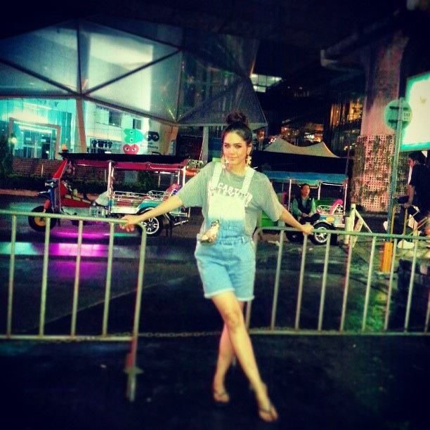 วันชิวๆ ของสาวชมพู่"