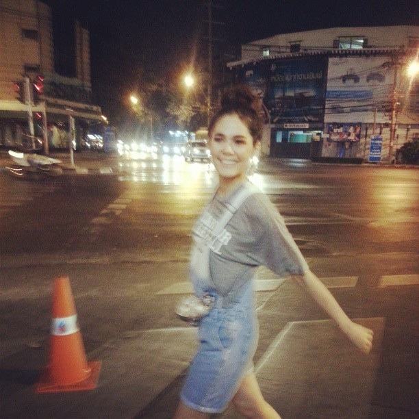 วันชิวๆ ของสาวชมพู่"