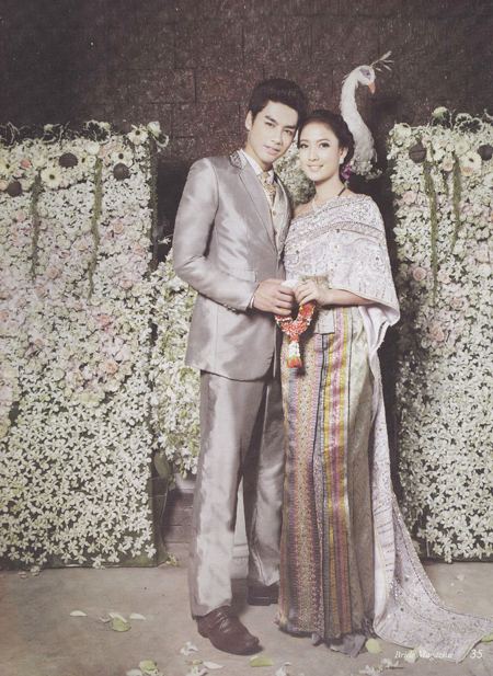 แฟชั่น ชุดไทยแต่งงาน สำหรับคู่บ่าวสาว