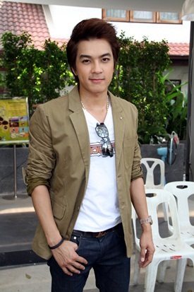 ละครใหม่ ข้าวนอกนา ช่อง 8