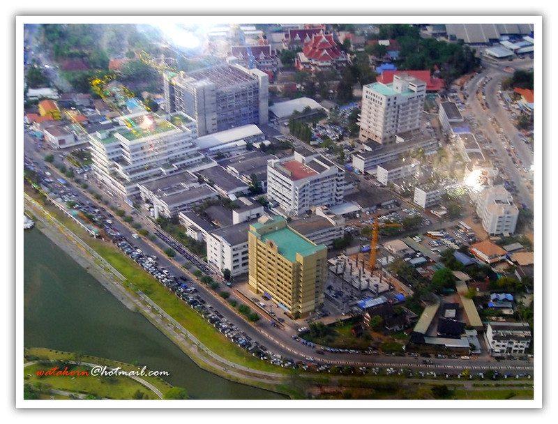 Udonthani กับความหนาเเน่นเเละเเออัด!