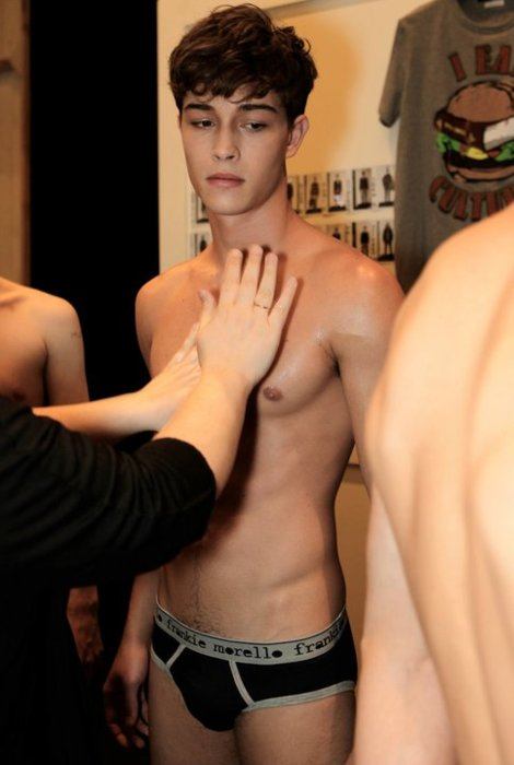 หนุ่มๆ francisco lachowskiแซ่บๆ