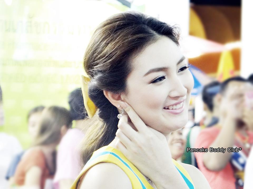 แพนเค้ก งานกาชาด - 30/03/13