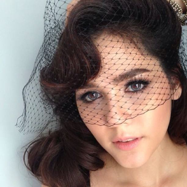 คุณชอบดาราลูกครึ่งหน้าแบบไหนมาแชร์กัน