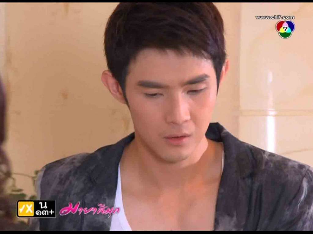 ทำไม่ดูเด็กลง หรืว่าจะบ่แม่นคนเดียวกัน