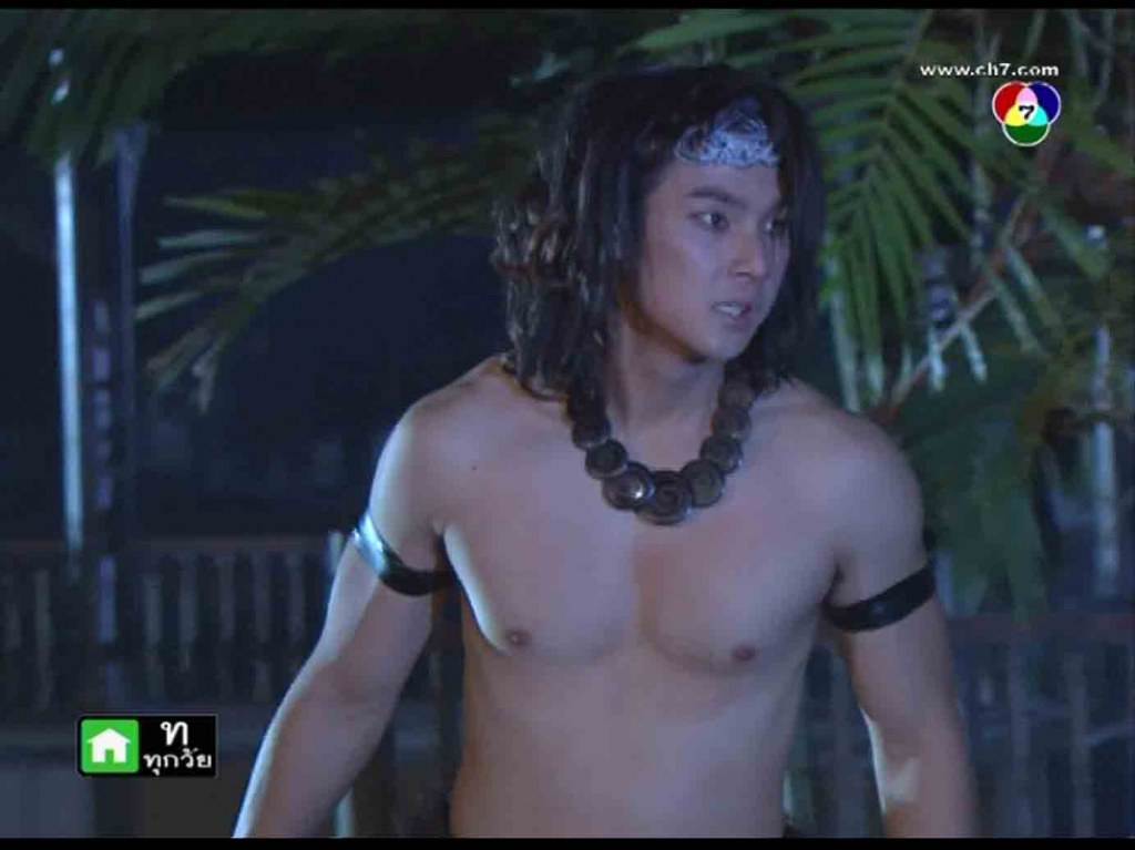 ทำไม่ดูเด็กลง หรืว่าจะบ่แม่นคนเดียวกัน