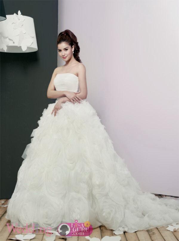 วิว วรรณรท @ Wedding Magazine April 2013