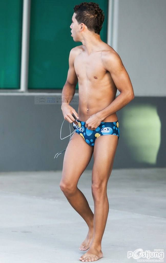 หนุ่มๆโปโลน้ำ