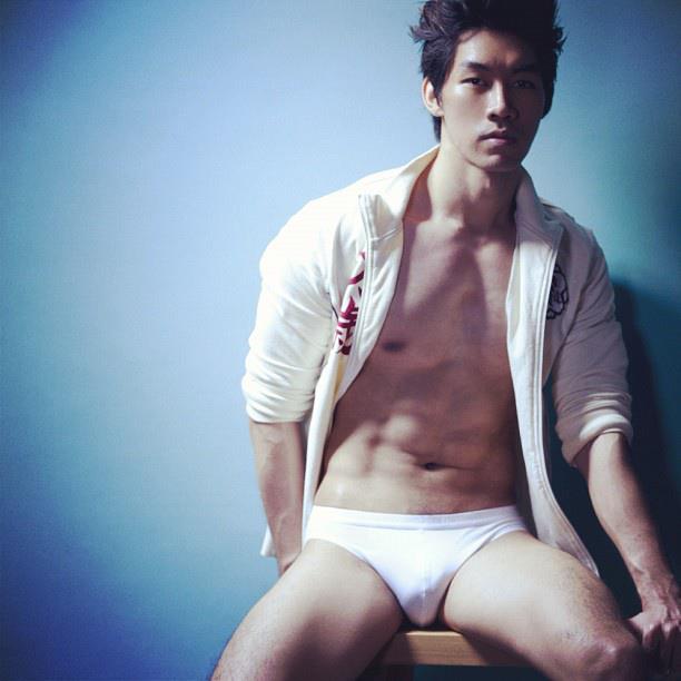 หนุ่มสุดฮอต วีไอพี