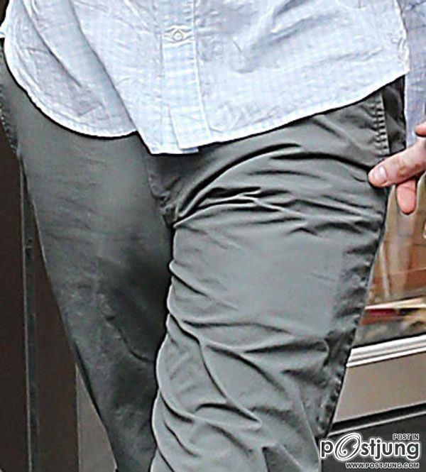 พระเอก...ใหญ่ เป้าตุงแย่งซีน ถูกกองถ่าย สั่งใส่กางเกงในลดตุง