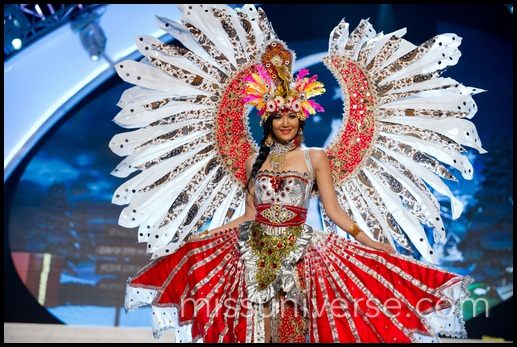 อันดับ 10 Maria Selena Nurcahya-Miss Indonesia 2012
