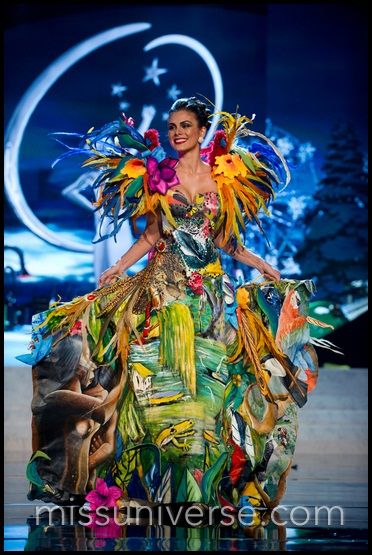 อันดับ 5 Gabriela Markus-Miss Brazil 2012
