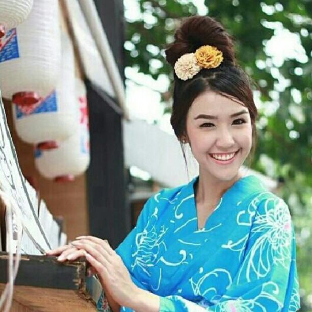กิ๊ก กรกมล สาวน่ารักจากMV บร๊ะเจ้าโจ๊ก