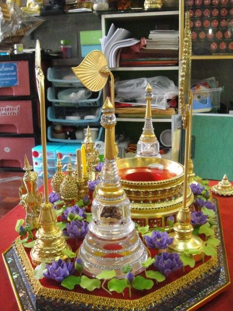 บ้านพรหลวงพ่ออยุธยา พระบรมสารีริกธาตุและพระอรหันตธาตุ