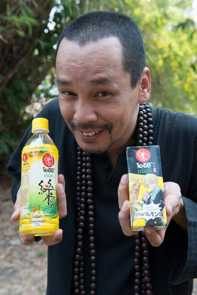 โออิชิดึงแกงค์สามช่าเป็นพรีเซนเตอร์ใหม่