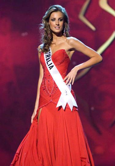 Miss Australia 2008-Laura Dundovic