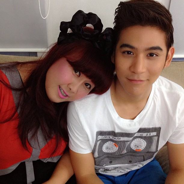 มิน - พอร์ช  ควงกันไป ถ่าย mistine @ korea