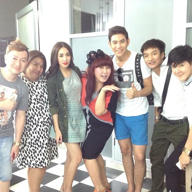 มิน - พอร์ช  ควงกันไป ถ่าย mistine @ korea
