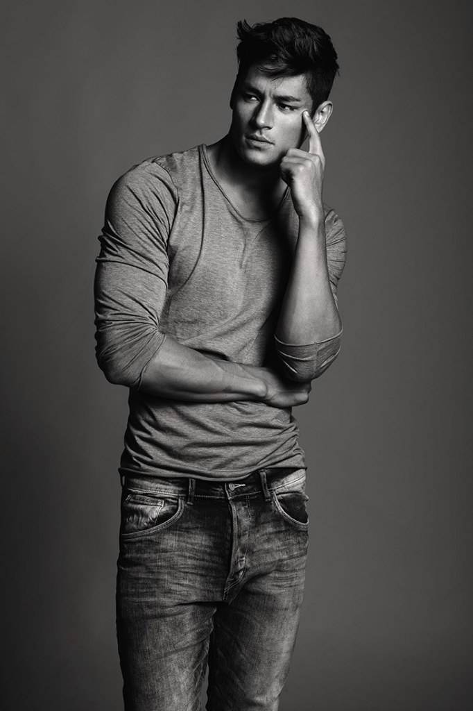 Photoshoot men album 515 : Hideo Muraoka