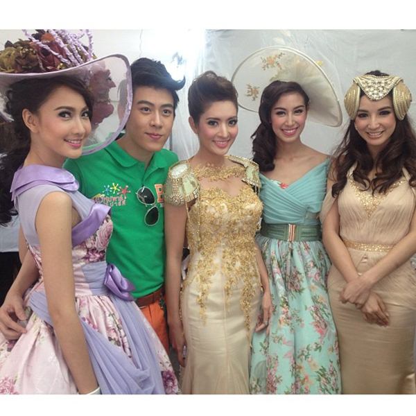 เก็บตก 5 คู่พระนางสุภาพบุรุษจุฑาเทพ แบบหวาน ๆ งาน 43ปีช่อง3
