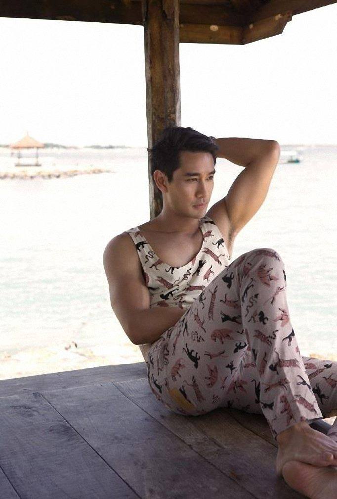 ป้อง-ณวัฒน์ @ TOUCH MAGAZINE vol. 2 no. 29 April 2013