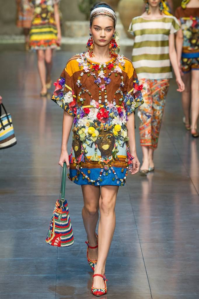สวย สะพรืงมาก "ชมพู่ อารยา" ขื้นปกนิตยสารละดับโลก L'Officiel Thailand - Fashion icon Araya A. Hargate