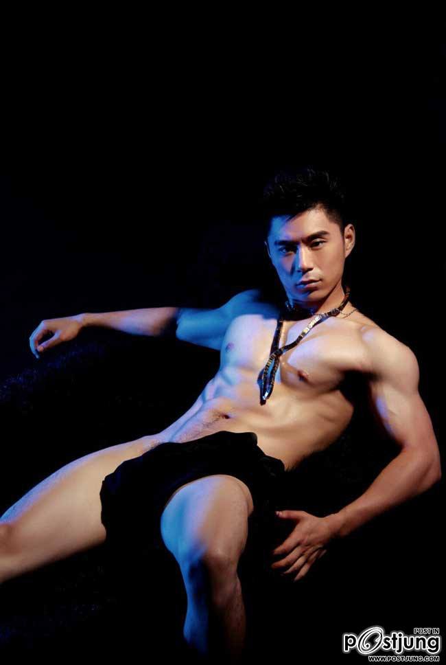 ถอดโชว์เรือนร่าง 214