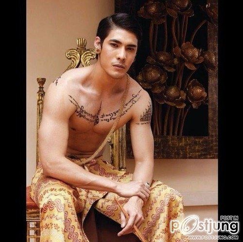 ถอดโชว์เรือนร่าง 216
