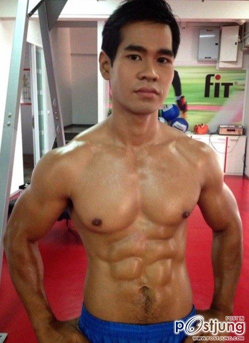 ถอดโชว์เรือนร่าง 216