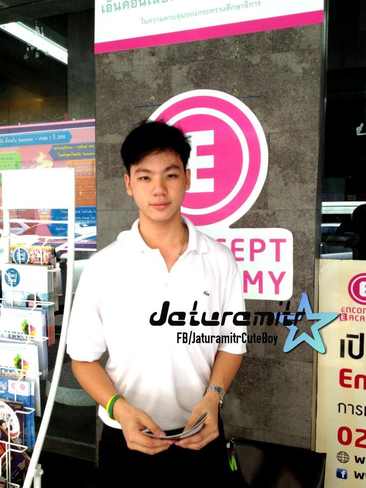 คี ทศ