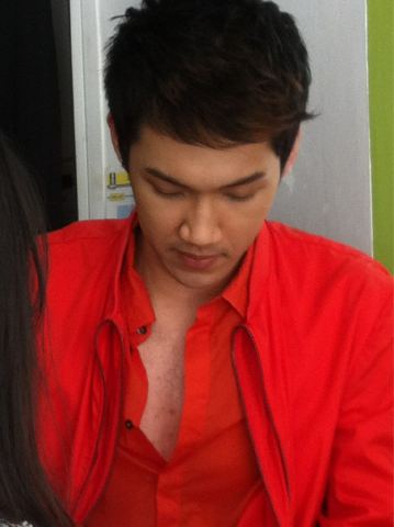 แกงส้ม กับขนหน้าอกของเขา