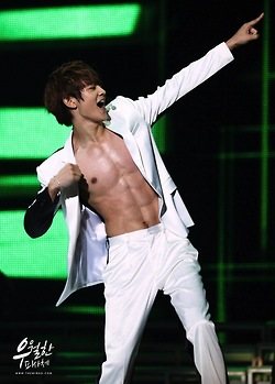 นักร้องเกาหลี แซ่บหุ่นดี 03