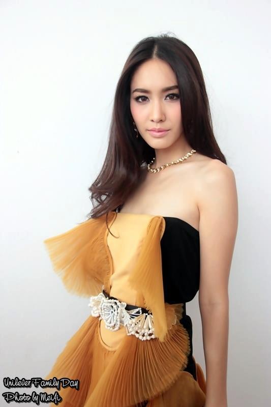 มิน พีชญา