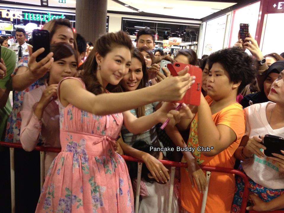 แพนเค้ก ในงาน Teddy House สุราษฏร์ธานี - 12/04/13