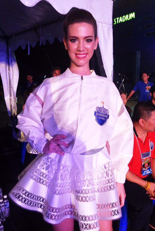 บรรยากาศสงกรานต์วันแรกที่เมืองบุรีรัมย์