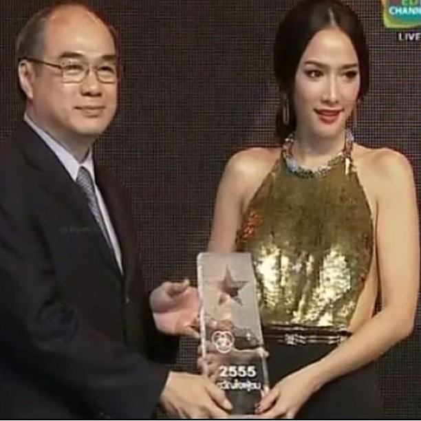ห่างจากแสงแฟลตไปนานอั้มบอกแสบตาค่ะ..อิอิ