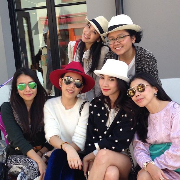 อั้ม พัชราภา New Picture ! เซ็ตนี้ขาสวยจริงๆ