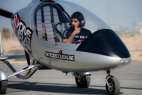 กีฬาที่น่าตื่นเต้นอย่างหนึ่งของดูไบ (sky dive Dubai)