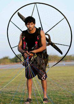 กีฬาที่น่าตื่นเต้นอย่างหนึ่งของดูไบ (sky dive Dubai)