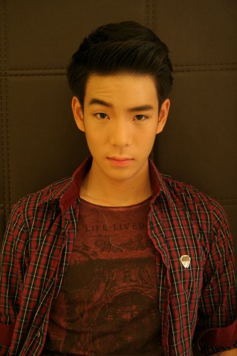 เจเจ เกรียนหล่อ สุดเท่ห์ จาก เกรียนฟิคชั่น