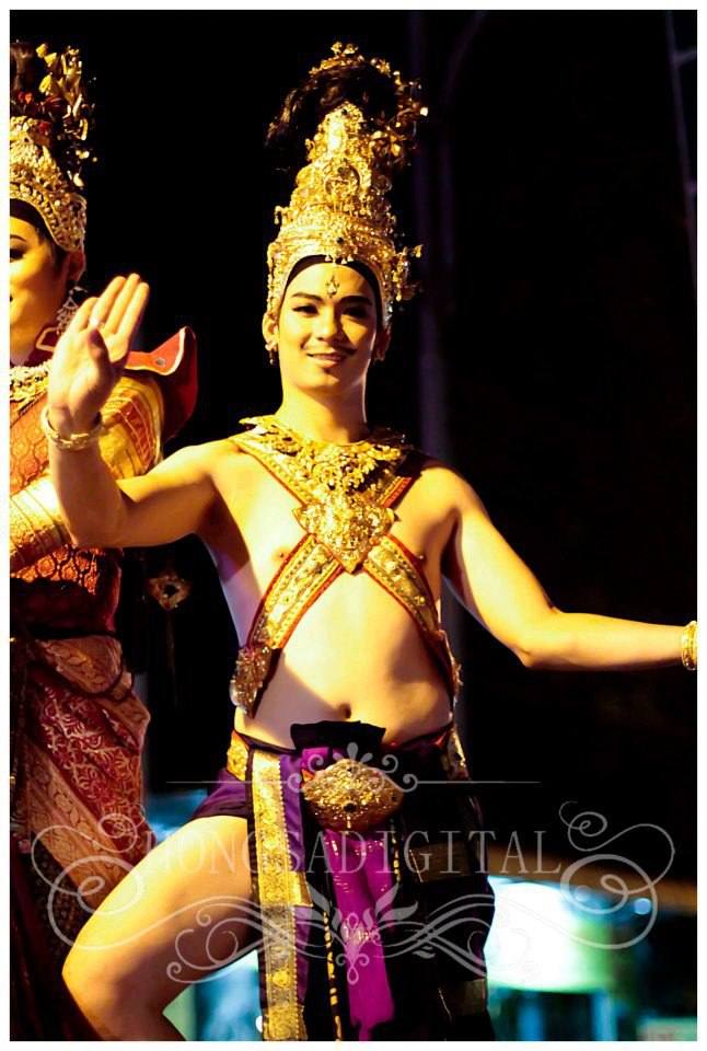ความงดงามของเครื่องผ้า อาภรณ์