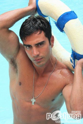 Rodiney Santiago 1 ใน 5 อันดับหนุ่มพรอมคิงที่น่าหลงใหลที่สุด