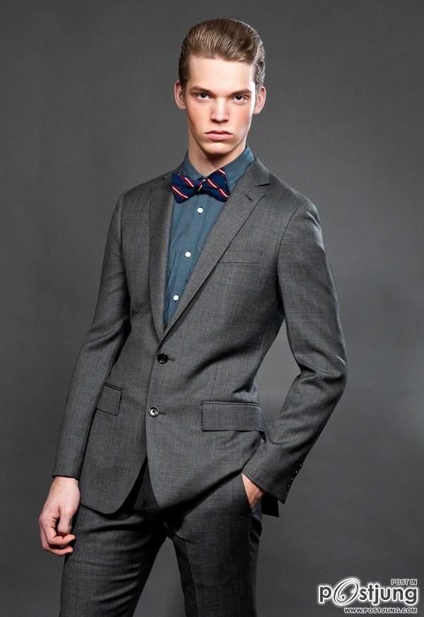 Gavin Sweetin By B. Charles Johnson